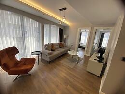 MY WAY DELUXE HOTEL