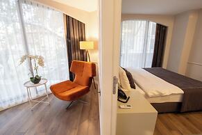 MY WAY DELUXE HOTEL
