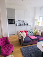 Captivating 1-bed Apartment in Slough With Kingbed