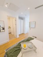 Captivating 1-bed Apartment in Slough With Kingbed