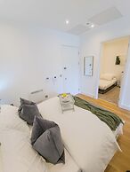 Captivating 1-bed Apartment in Slough With Kingbed