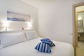 Comfy Apartment Near the Harbor by Wonderful Italy