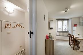 Comfy Apartment Near the Harbor by Wonderful Italy