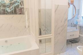 Suite d'élite Chiaia