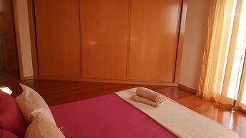 Remarkable 3-bed House in Machico