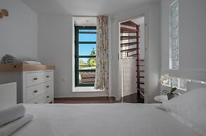 NG Villas Polichrono