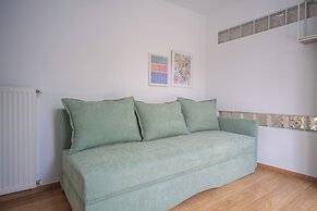 NG Villas Polichrono