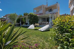 NG Villas Polichrono