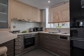 NG Villas Polichrono