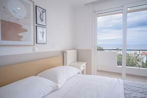 NG Villas Polichrono