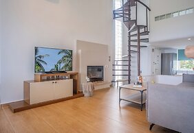 NG Villas Polichrono