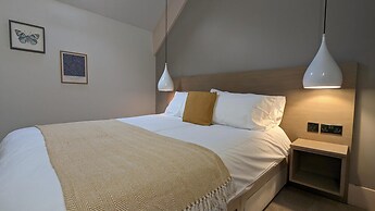 Spacious Penthouse Apartment in Merthyr Tydfil