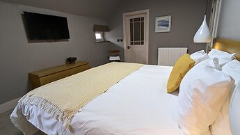 Spacious Penthouse Apartment in Merthyr Tydfil