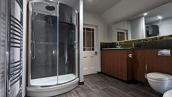 Spacious Penthouse Apartment in Merthyr Tydfil