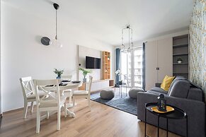 WestSide Garden Apartments by Urbanrent