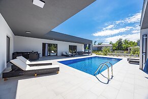 Pool House Fancy