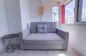 Little Venice Cosy House Above the Waves