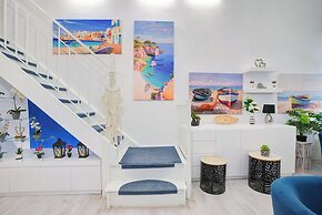 Little Venice Cosy House Above the Waves