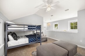 1298 Laurel Grove 3 Bedroom Home by RedAwning