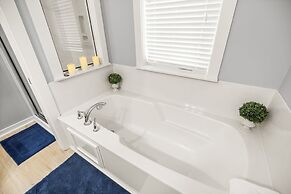 1298 Laurel Grove 3 Bedroom Home by RedAwning