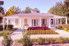 1298 Laurel Grove 3 Bedroom Home by RedAwning