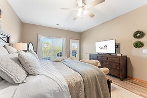 The Nest At Point One 3 Bedroom Condo by RedAwning