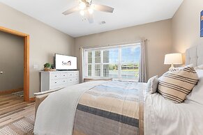 The Nest At Point One 3 Bedroom Condo by RedAwning