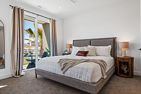 The Sapphire Blanc 5 Bedroom Home