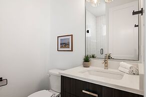 The Sapphire Blanc 5 Bedroom Home