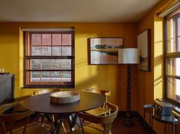 The Abner Hotel