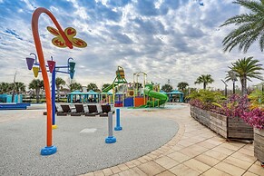 Near Disney & Legoland: Spacious Poolside Oasis!