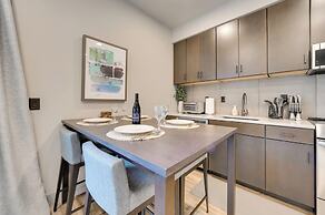 Traverse City Condo w/ Balcony: Walk to Downtown!
