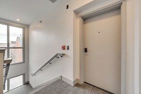 Traverse City Condo w/ Balcony: Walk to Downtown!