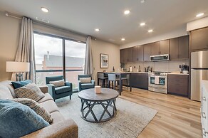 Traverse City Condo w/ Balcony: Walk to Downtown!