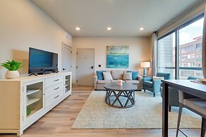 Traverse City Condo w/ Balcony: Walk to Downtown!