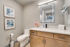 Traverse City Condo w/ Balcony: Walk to Downtown!