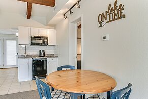 Kimberling City Condo w/ Lake Views & Pool Access