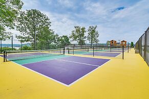 Kimberling City Condo w/ Lake Views & Pool Access