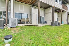 Kimberling City Condo w/ Lake Views & Pool Access