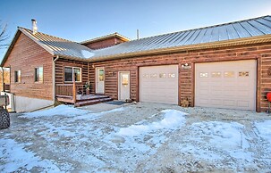 The Lodge in Powersville w/ Game Room & Fire Pit
