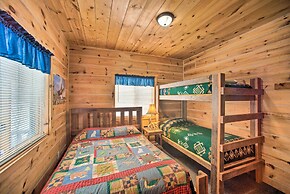 The Lodge in Powersville w/ Game Room & Fire Pit