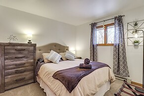 Lovely Tobyhanna Getaway w/ Game Room & Fire Pit!