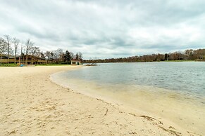 Lovely Tobyhanna Getaway w/ Game Room & Fire Pit!