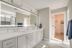 Home Near Spring Training & State Farm Stadium!