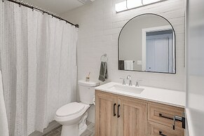 Home Near Spring Training & State Farm Stadium!