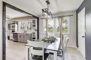 Dry Ridge Farmhouse w/ Hot Tub + Game Room!