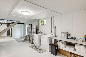 Dry Ridge Farmhouse w/ Hot Tub + Game Room!