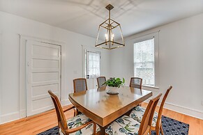 Elizabeth City Home w/ Fire Pit < 1 Mi to Downtown