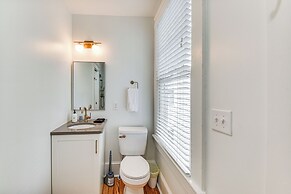 Elizabeth City Home w/ Fire Pit < 1 Mi to Downtown