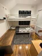 Charming 3-bed Apartment in London